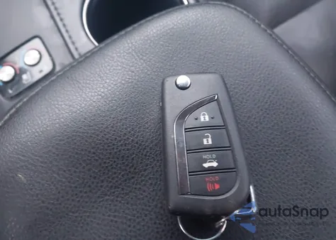 2018 Toyota Camry Se z USA, uszkodzony, nr VIN 4T1B11HK3JU129048